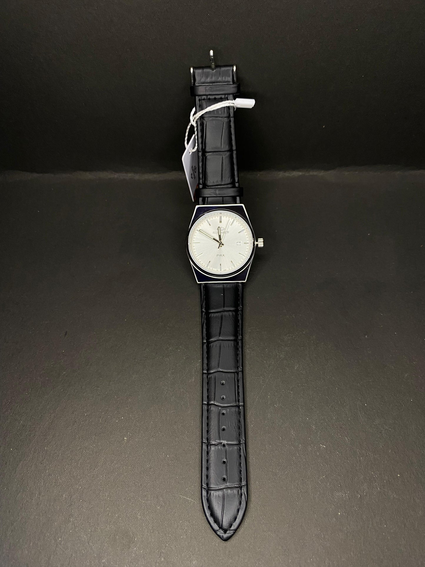 Elegance With Off white dial